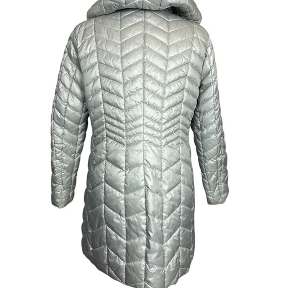 Kenneth Cole hooded silver/grey puffer jacket two pockets - Picture 5 of 15